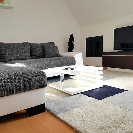 Apartment Am Suedpark Erfurt - Inkl Garten Mit Sitzlounge - Zentrumsnah Dış mekan fotoğraf