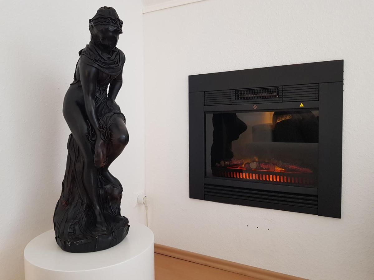 Apartment Am Suedpark Erfurt - Inkl Garten Mit Sitzlounge - Zentrumsnah Dış mekan fotoğraf