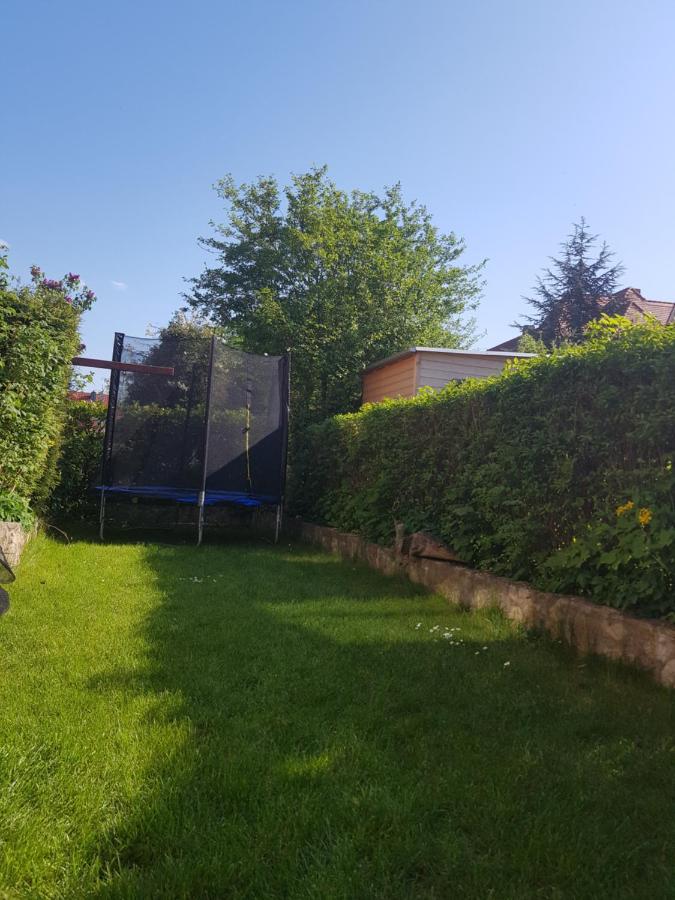 Apartment Am Suedpark Erfurt - Inkl Garten Mit Sitzlounge - Zentrumsnah Dış mekan fotoğraf