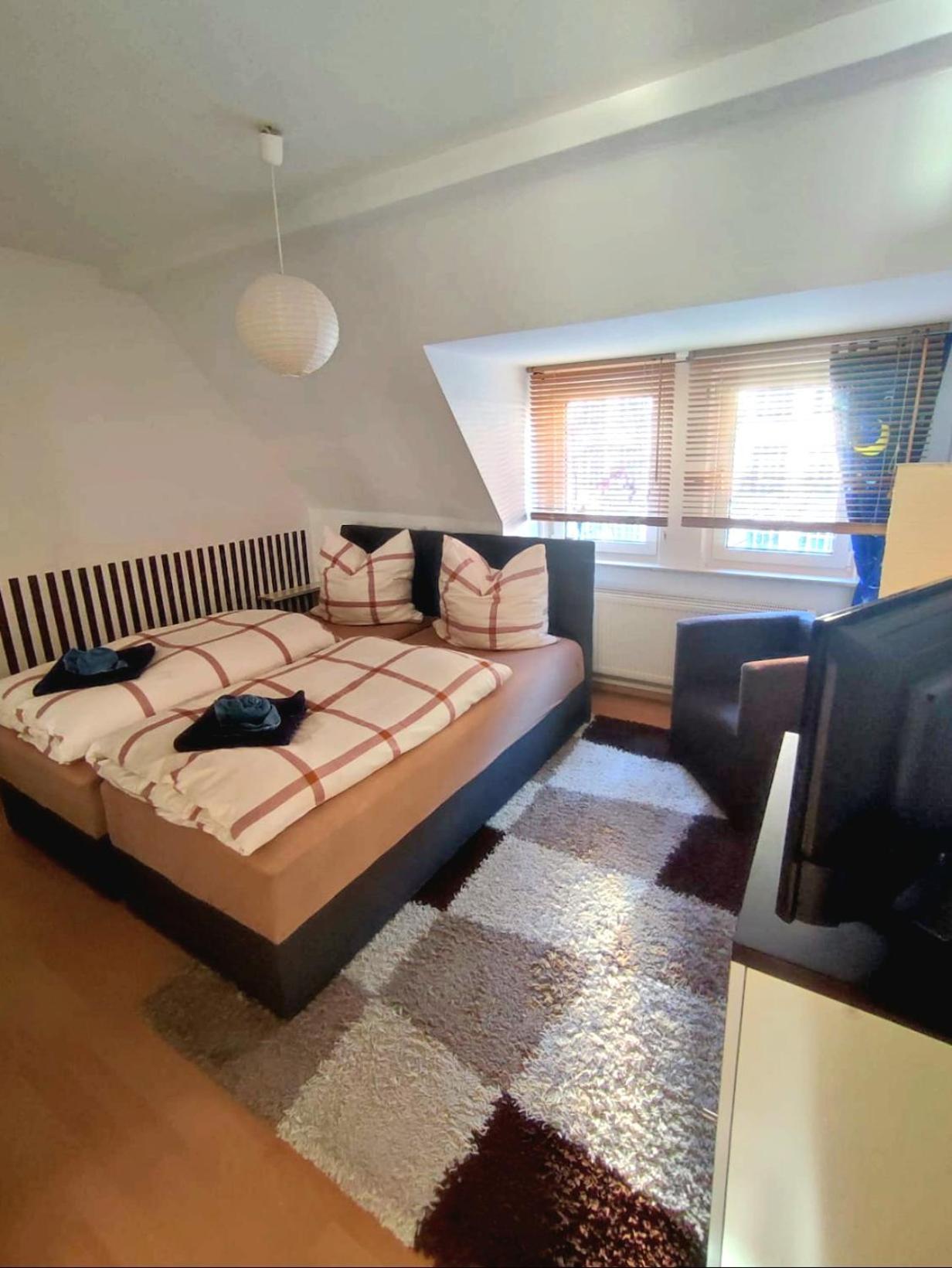 Apartment Am Suedpark Erfurt - Inkl Garten Mit Sitzlounge - Zentrumsnah Dış mekan fotoğraf